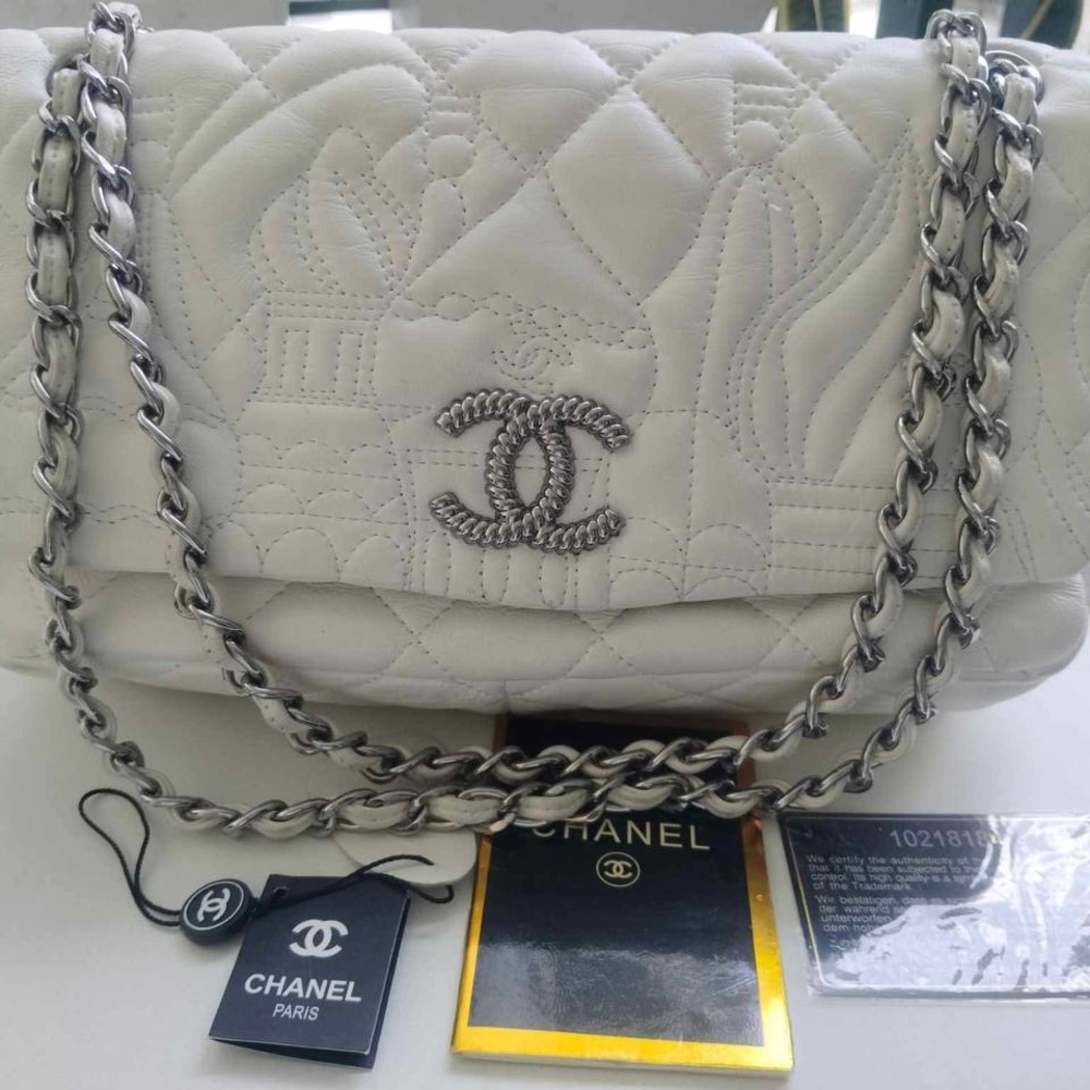 White Quilted Shoulder Bag with Silver Chain